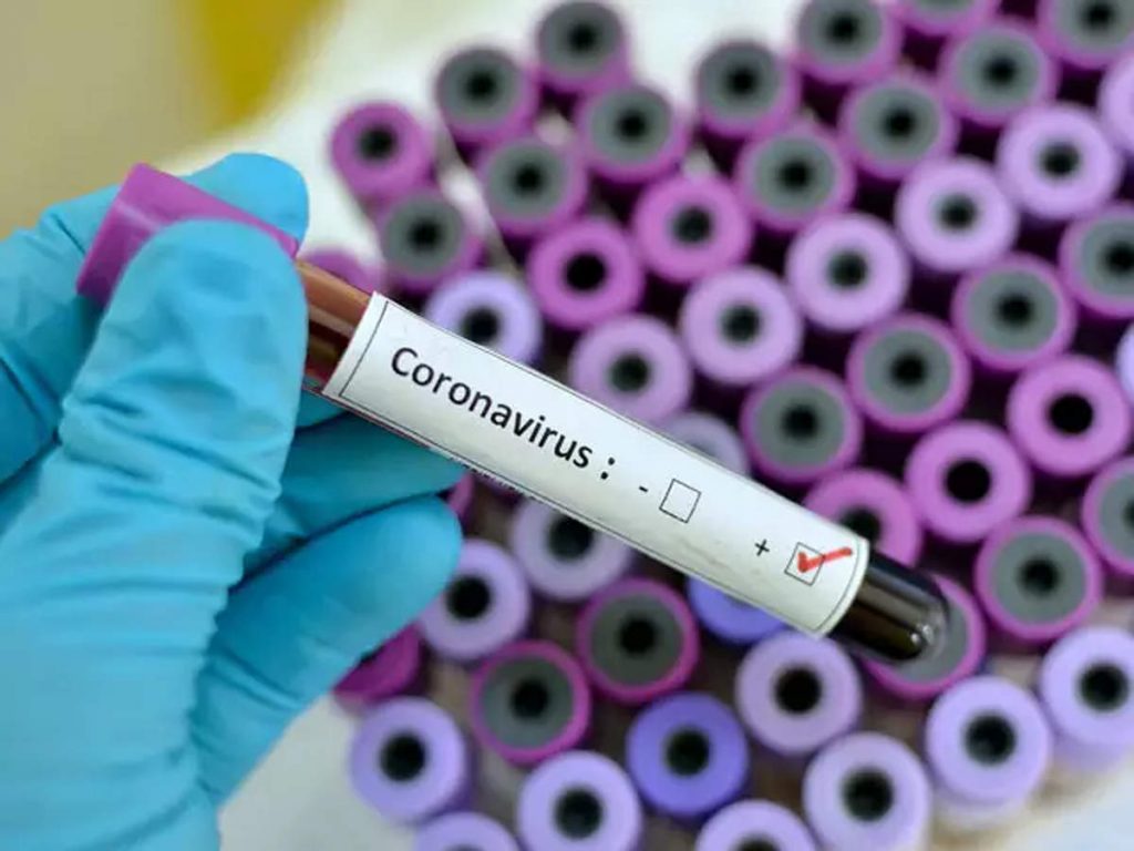 Coronavirus spreads in India.
