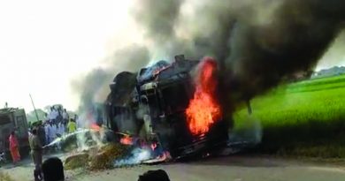 Fire catches load lorry