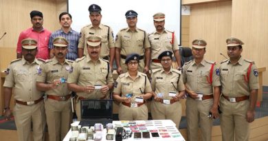 Rs.10 lakhs cash along with skimmer, cloning mission, 44 cloned cards seized