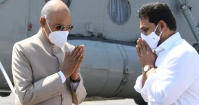 AP CM Jagan welcoming the President-