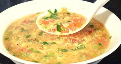 Tomato egg soup in winter